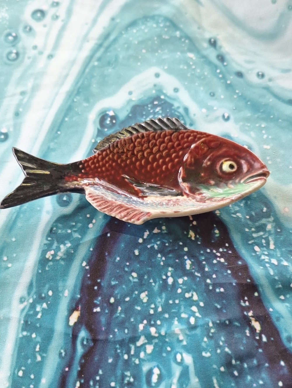 Red Ceramic Fish Ornament - Decorative Aquarium Accent